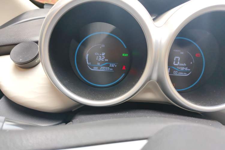 Used ORA Black Cat 2019 351 km Lingzhi Edition Odometer Close Up