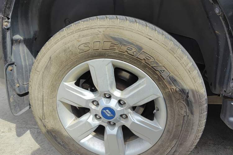 Used Foday Landfort 2017 1.9T Diesel Manual Two-Wheel Drive Flagship Edition 7 Seats