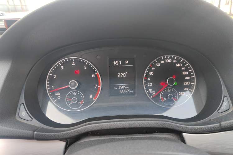 Used Volkswagen Passat 2011 1.8TSI Automatic Prestige Edition Instrument Cluster