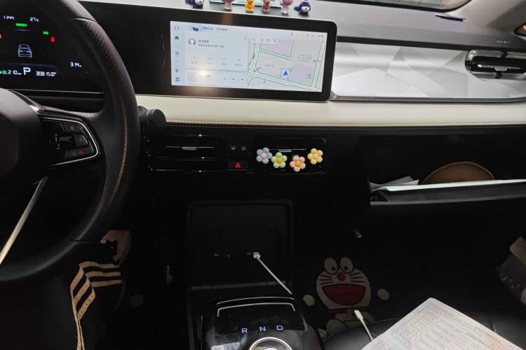 Used Geometry E Firefly 2023 320KM Cute & Handsome Tiger 5 Seats