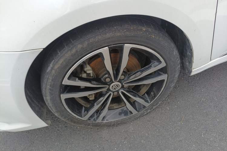 Used MG 6 2017 20T Automatic Trophy Prestige Internet Edition China V Standard Left Front Wheel Hub