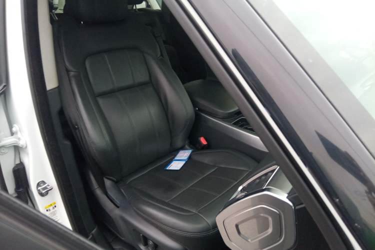 Used Land Rover Range Sport 2021 3.0 L6 SE Right Front Seat