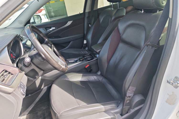 Used Chevrolet Malibu 2018 530T Automatic Luxury Edition Left Front Seat