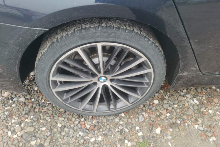 Used BMW 5 Series 2021 Facelifted 530Li Leading Edition M Sport Package