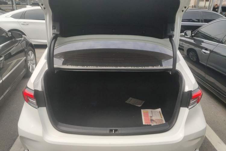 Used Toyota Corolla 2024 1.8L Smart Electric Hybrid Dual-Engine Pioneer Edition Trunk