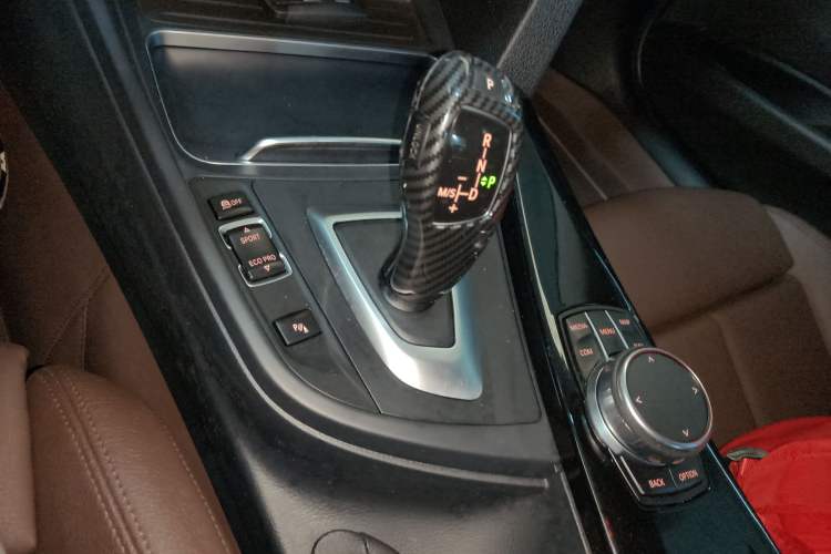 Used BMW 3 Series 2019 320Li Fashion Model Gear Lever