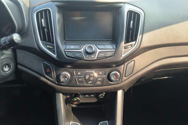 Used Chery Tiggo 5 2015 1.5T Manual Jiayue Edition
