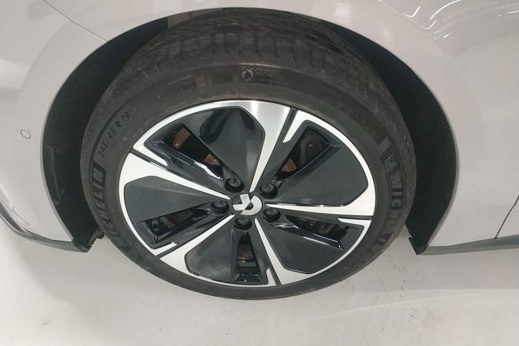 Used Nio ET5T 2024 75kWh Touring