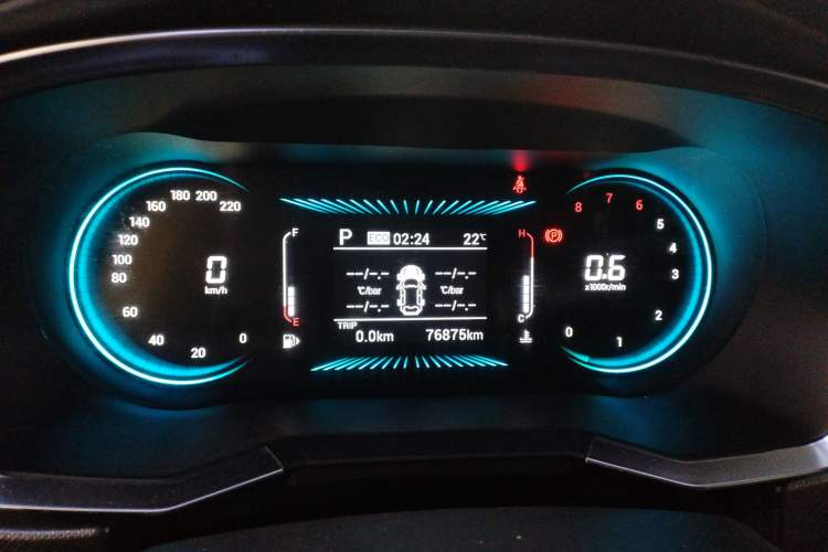 Used Soueast DX8S 2022 1.5T DCT Chieftain Edition 7-Seater Instrument Cluster