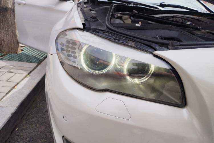 Used BMW 5 Series 2011 523Li Leading Model Right Front Headlight