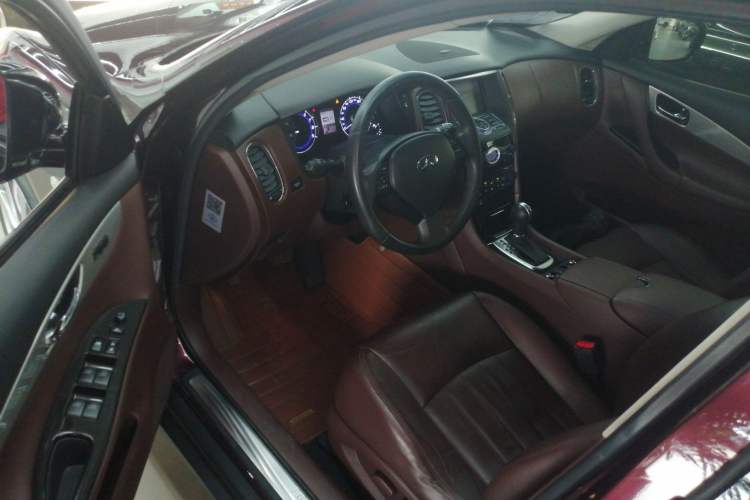 Used Infiniti QX50 2013 2.5L 4x4 Elegant Edition