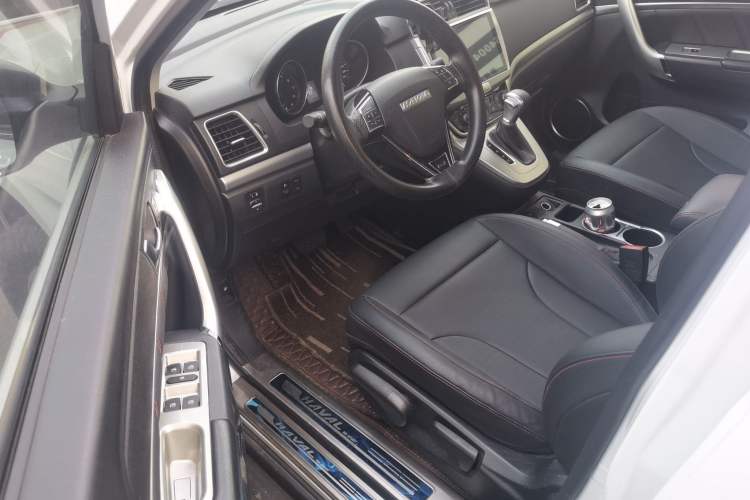 Used Haval M6 2019 1.5T DCT Two-Wheel Drive Value Edition China VI Standard Driver Seat