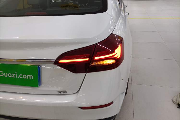 Used Geely Auto Emgrand 2021 UP 1.5L CVT Comfort Model Right Rear Taillight