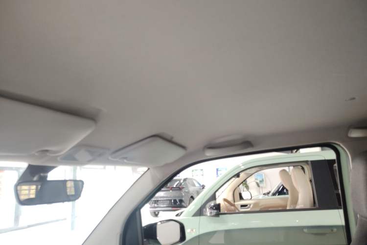 Used Wuling Hongguang MINIEV 2021 Macaron Fashion Edition Lithium-Ion Battery Headliner