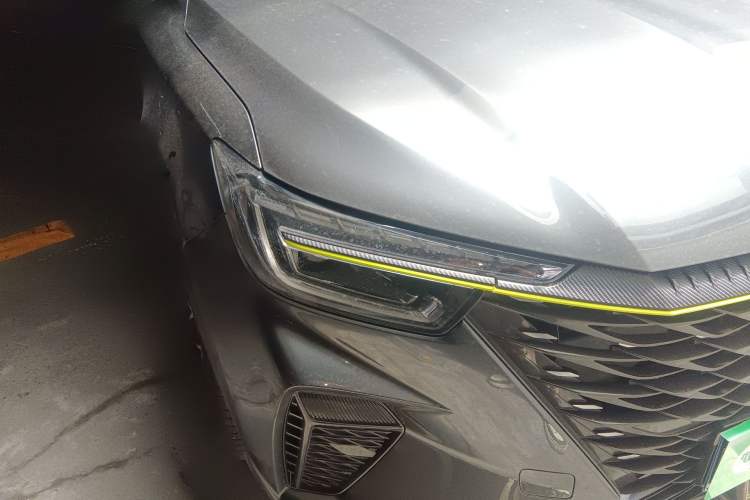 Used Roewe RX5 2021 PLUS 330TGI Automatic National Trend Intelligent Deluxe Edition Right Front Headlight