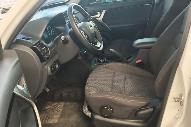 Used Chery Tiggo 3 2020 Million Global Edition 1.5L Manual Fashion Model