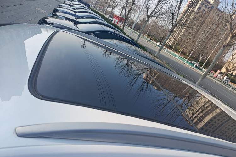 Used Cadillac XT5 2018 25T Luxury Model
