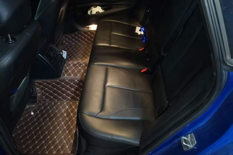 Used BMW 3 Series GT 2016 320i Design Package Edition Left Rear Seat