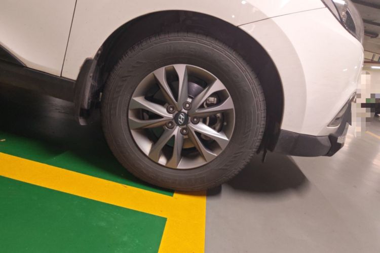 Used Hyundai ix35 2015 2.0L Automatic 2WD Comfort Edition China V Standard Right Front Wheel Hub