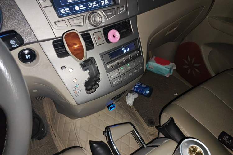 Used BYD M6 2015 2.4L Automatic Prestige Edition