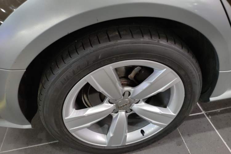 Used Audi A4 2014 40 TFSI allroad quattro plus version
