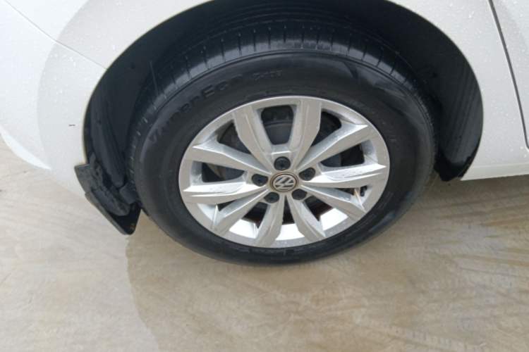 Used Volkswagen Polo 2019 Plus 1.5L Automatic Colorful Technology Edition Exterior 5