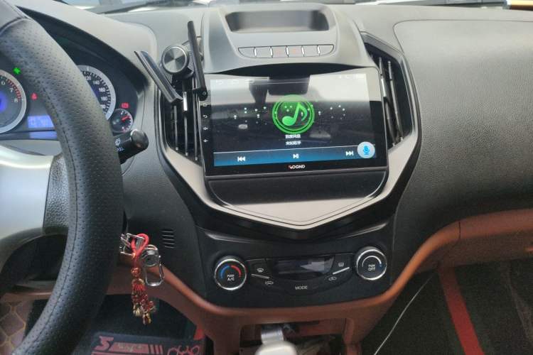 Used Geely Auto Diamond 2016 1.5L Manual Entry-Level Model China IV Standard
