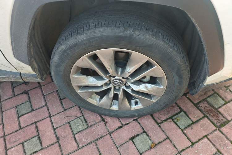 Used Toyota Wildlander 2023 2.0L CVT Two-Wheel Drive Leading Edition
