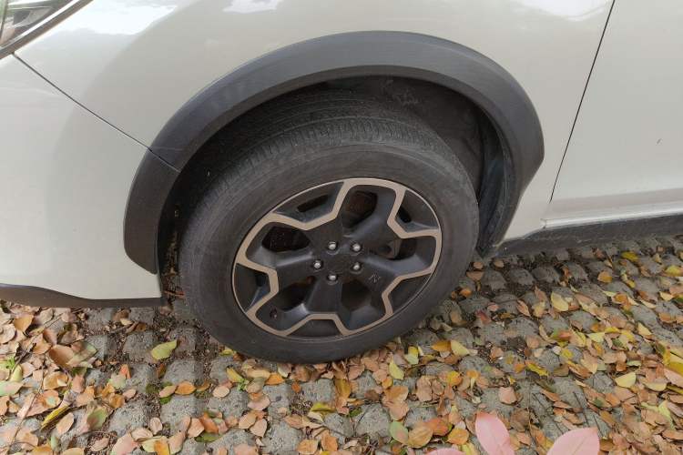 Used Subaru XV 2014 2.0i Luxury Edition
