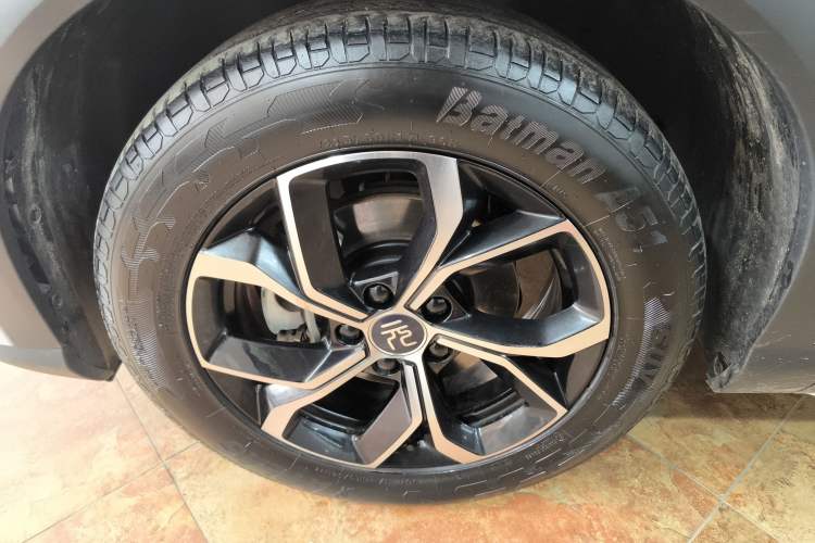 Used BYD Yuan PLUS 2022 510 km Luxury Version Left Front Wheel Hub