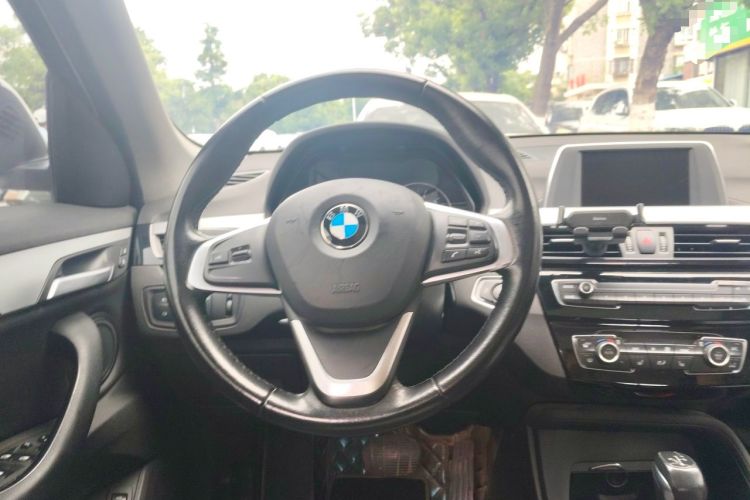 Used BMW X1 2016 sDrive18Li Premium Edition
