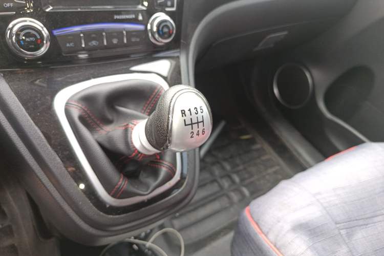 Used Haval H6 2016 Upgraded Model 1.5T Manual Two-Wheel Drive Elite Version