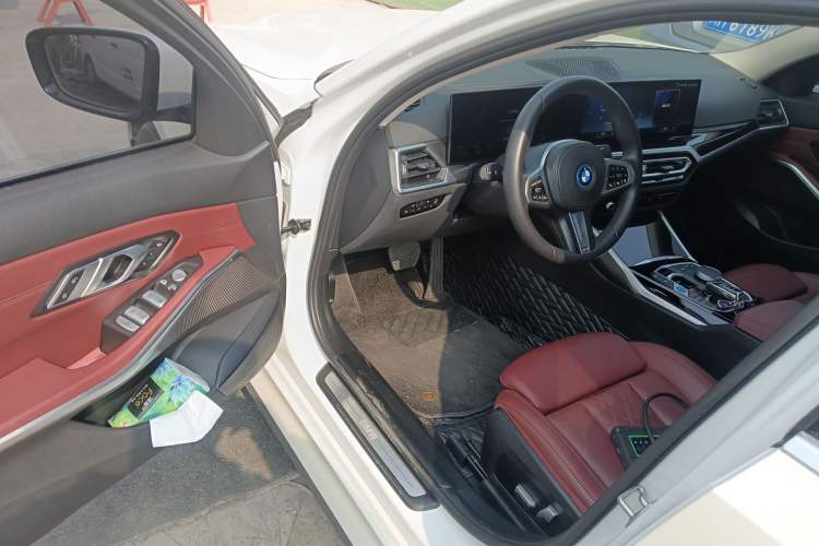 Used BMW i3 2022 eDrive 35 L