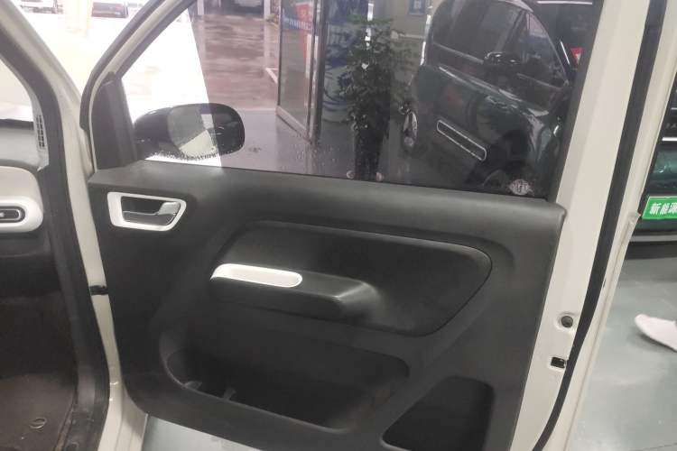 Used Wuling Hongguang MINIEV 2024 3rd Generation 215km Advanced Version