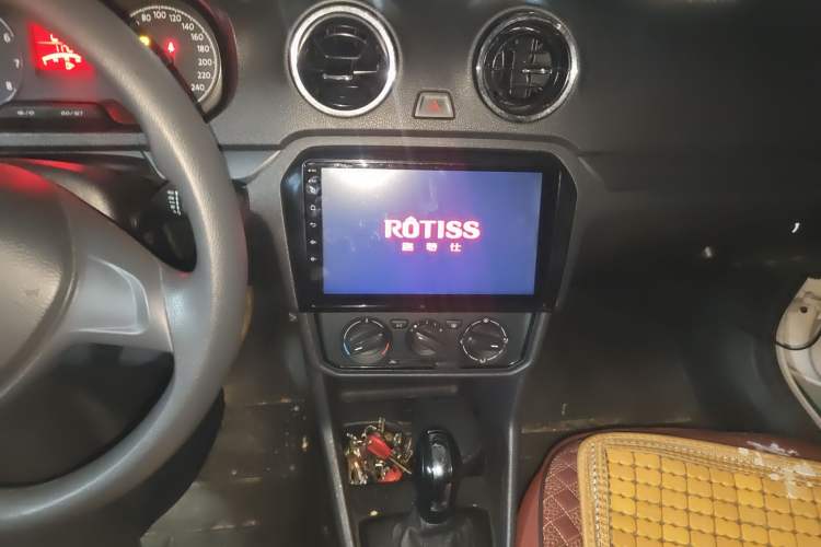 Used Volkswagen Jetta 2017 1.5L Automatic Fashion Model Audio And AC Panel