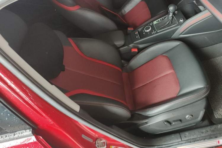 Used Audi Q2L 2020 35 TFSI Fashion Dynamic Model
