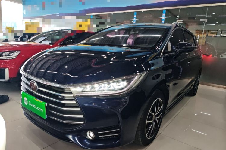 Used BYD Song MAX 2018 1.5T Automatic Smart Connect Elite Model with 6 Seats
