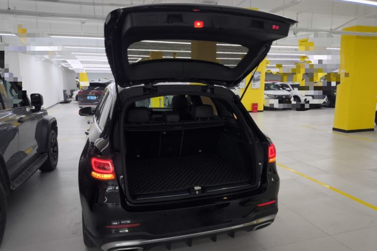 Used Mercedes-Benz GLC 2022 Second Facelift GLC 260 L 4MATIC Luxury Edition Trunk