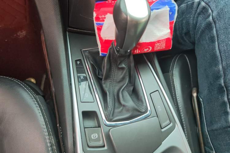 Used Cadillac SRX 2012 3.0L Comfort Model
