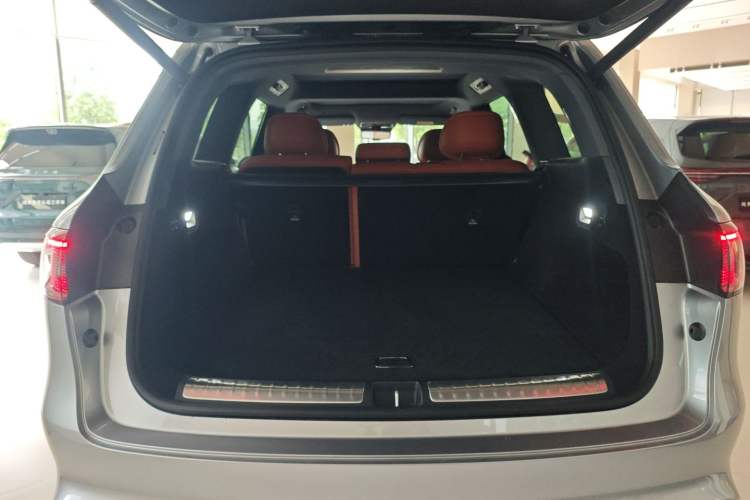 Used Hima AITO M8 2025 Extended-Range Ultra Version 53.4 kWh 5-Seater Edition Trunk