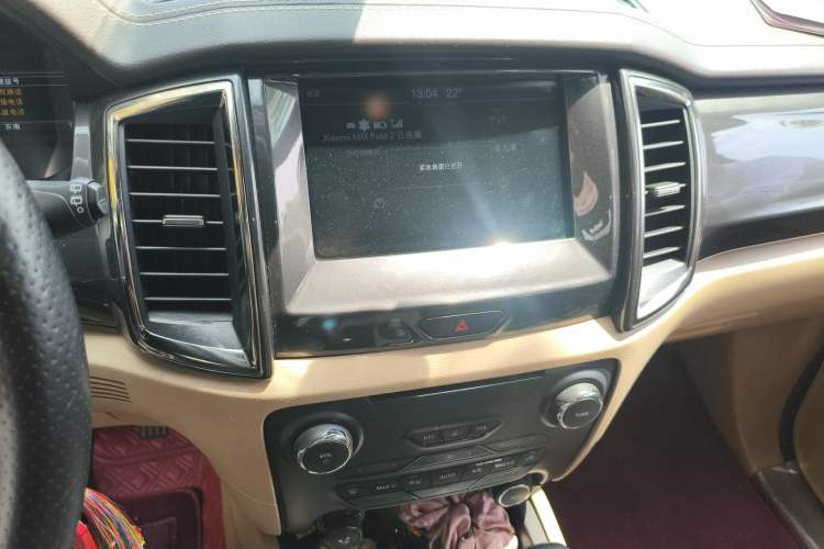 Used Ford Everest 2016 2.0T Gasoline Automatic 4x4 Flagship Edition Audio And AC Panel