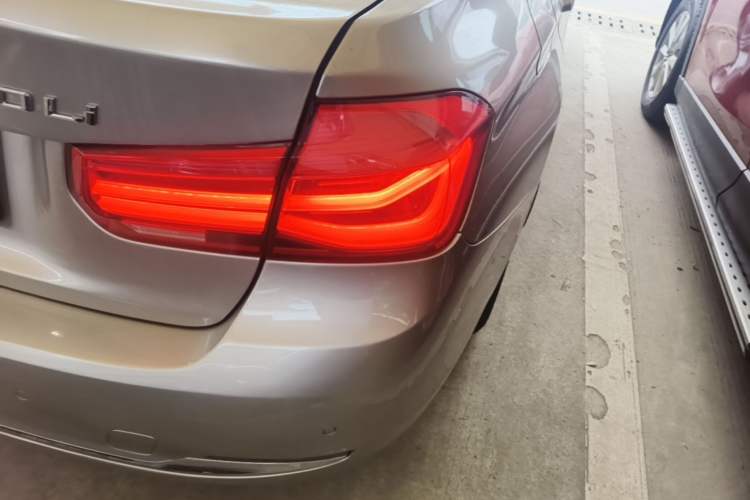 Used BMW 3 Series 2017 320Li Fashion Model

