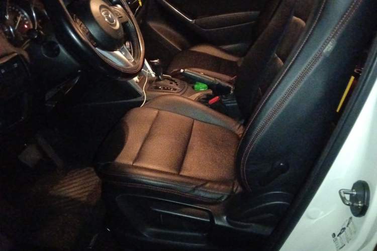 Used Mazda CX-5 2014 2.0L Automatic Two-Wheel Drive Urban Version Left Front Seat