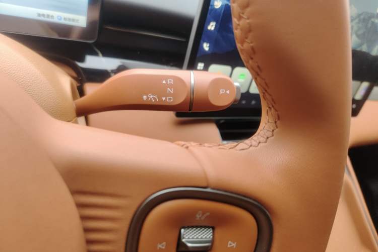 Used Wuling Xingguang S 2025 Model, 130km High-Power Flagship Edition
