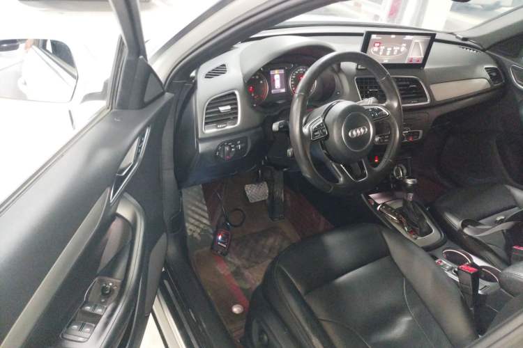 Used Audi Q3 2015 35 TFSI Ambition Edition
