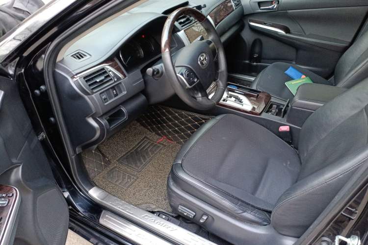 Used Toyota Camry 2015 2.0G Premier Edition