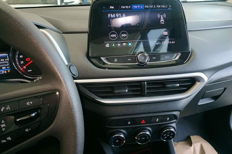 Used Chevrolet Trax 2019 Redline 325T Automatic Fun Edition China VI Standard
