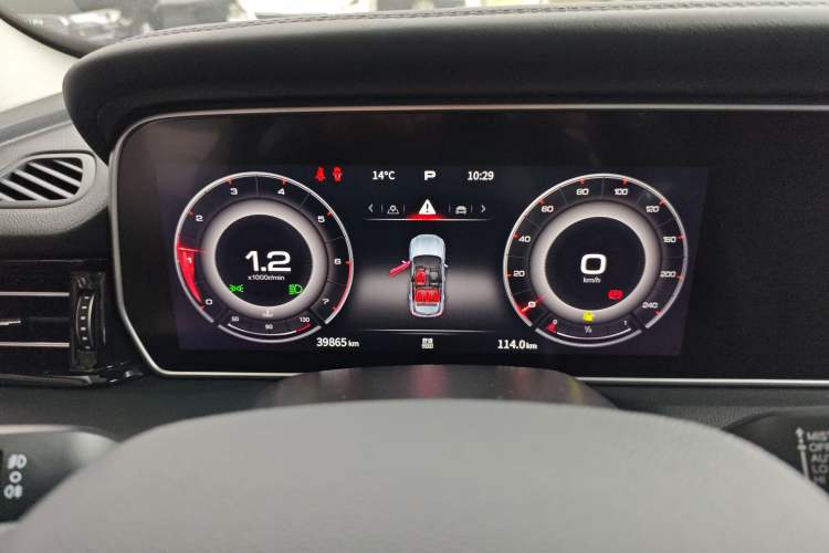 Used Hongqi HS5 2022 Facelifted Version 2.0T Smart Connect Flagship All-Wheel-Drive Edition
