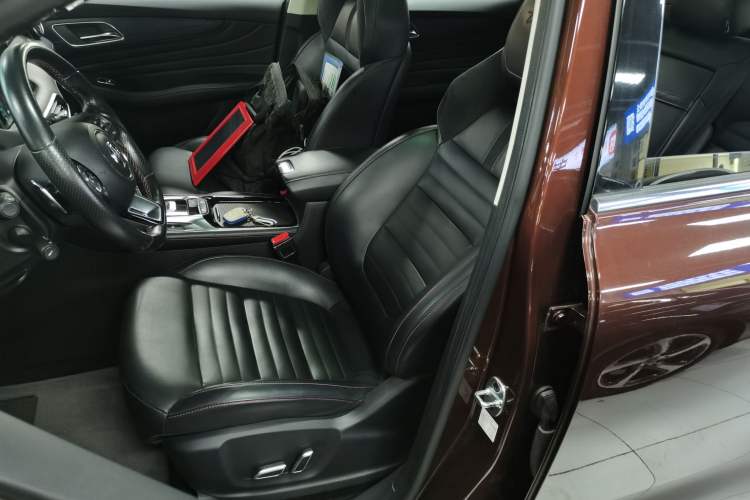 Used MG HS 2019 30T Automatic 2WD Trophy Supreme Edition China VI Standard