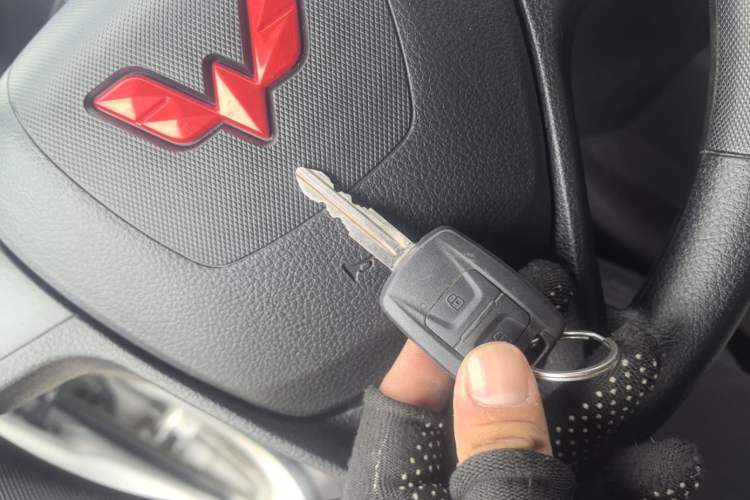 Used Wuling Hongguang V 2022 1.5L Enjoy Edition Electric-Powered LAR Interior 1